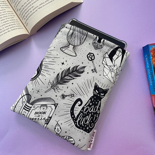 Witchy Kindle Sleeve